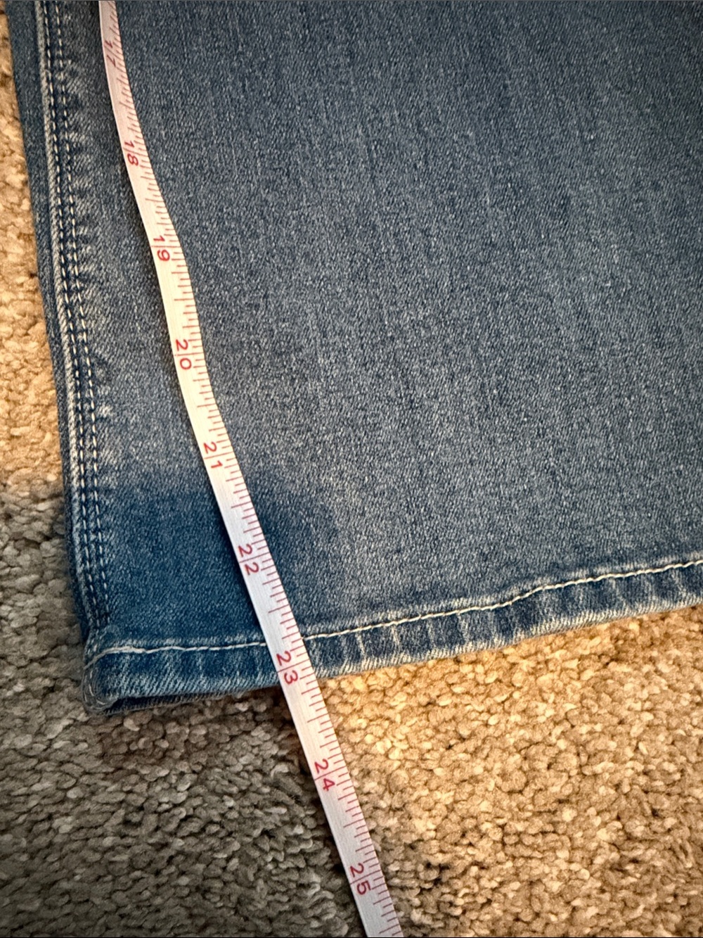 White House Black Market Crop Jeans in Blue Denim
